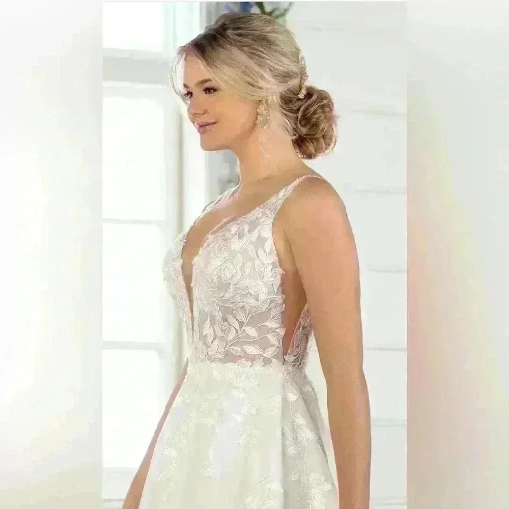 Essence of Australia Wedding Dress - D3023 - Picture 3 of 6